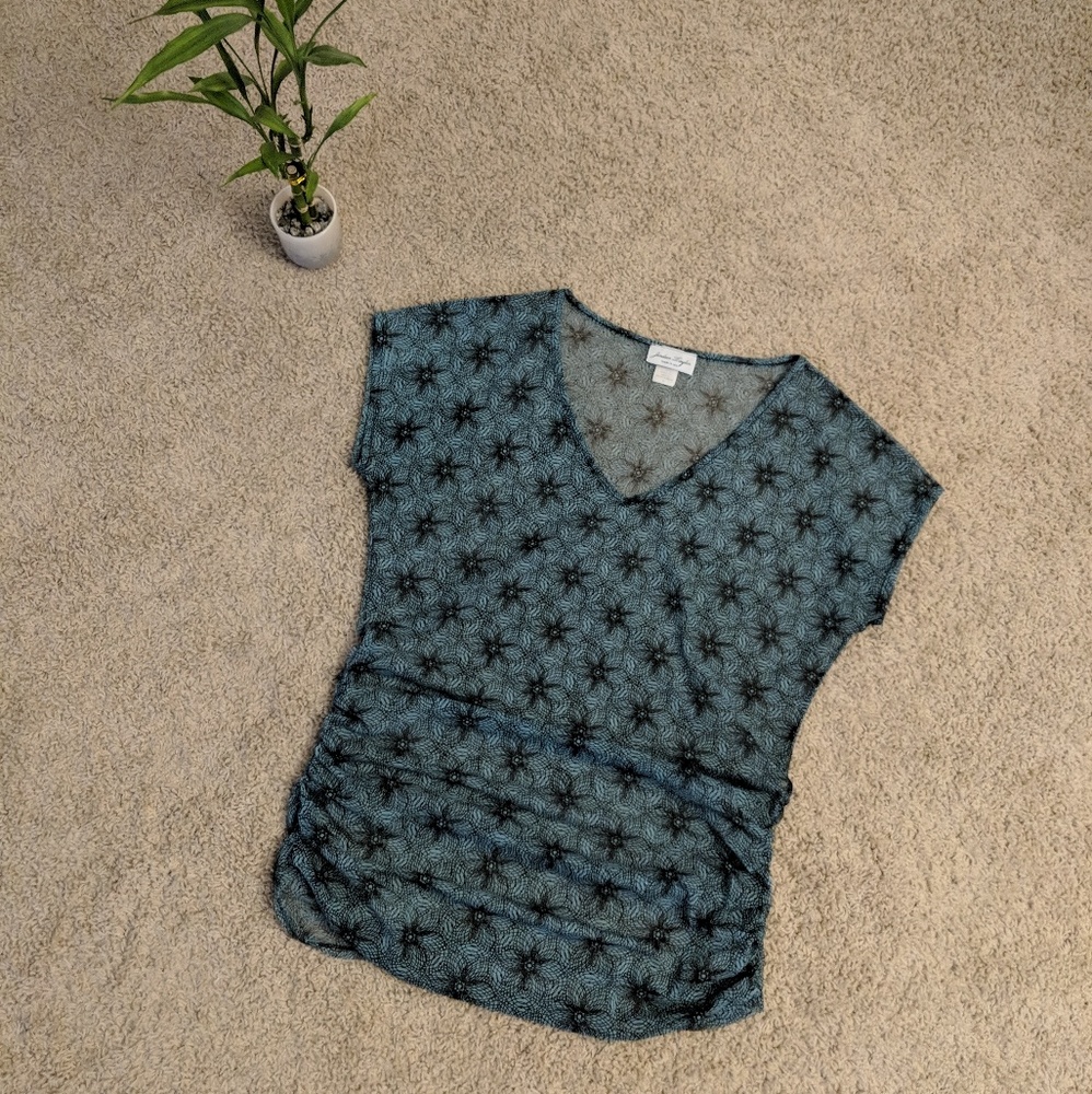 Jordan Taylor blue black Sheer top Large